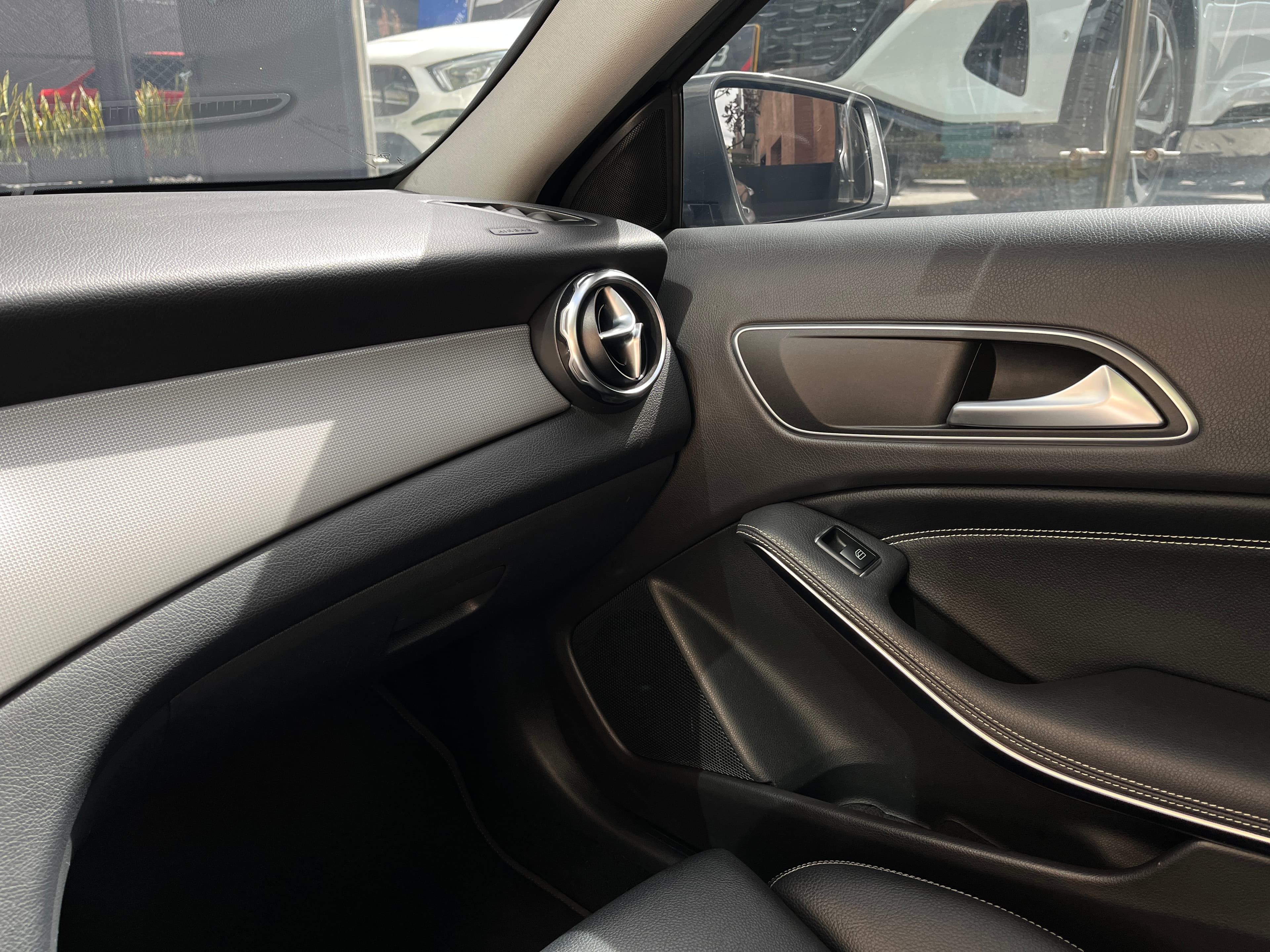 Mercedes Benz GLA200 Modelo 2020 10
