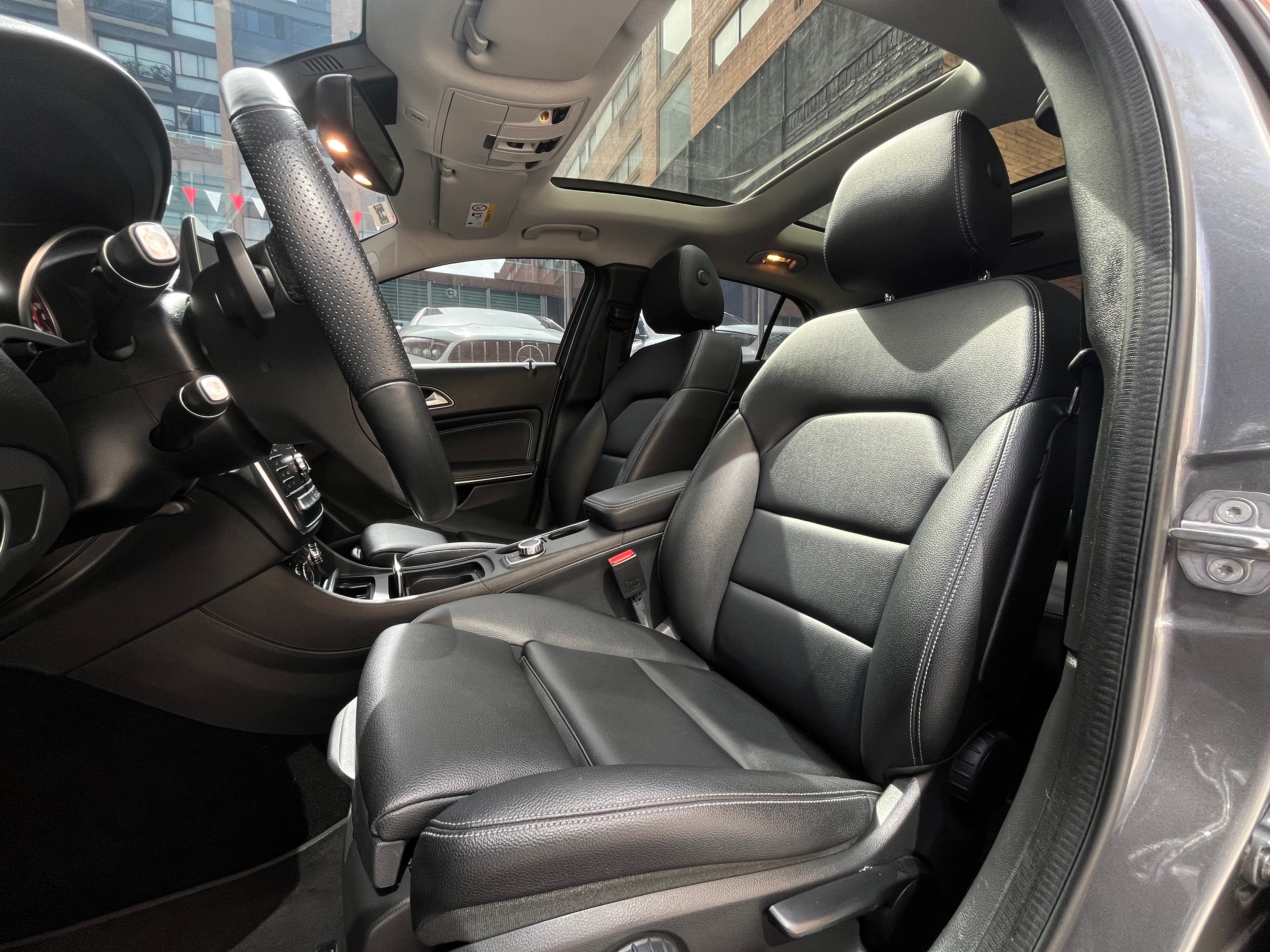 Mercedes Benz GLA200 Modelo 2020 9