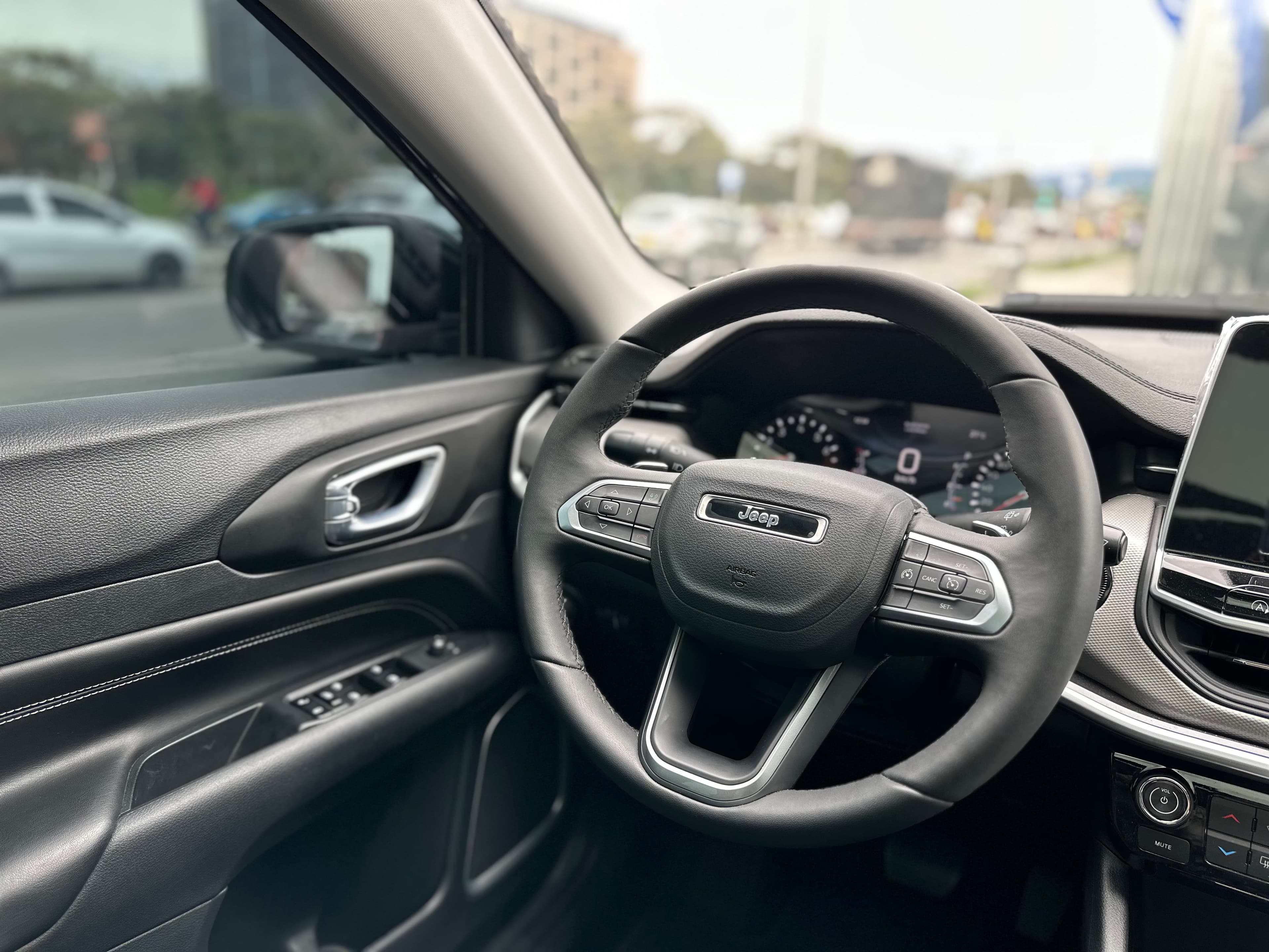 Jeep Compass Longitude Modelo 2025 13