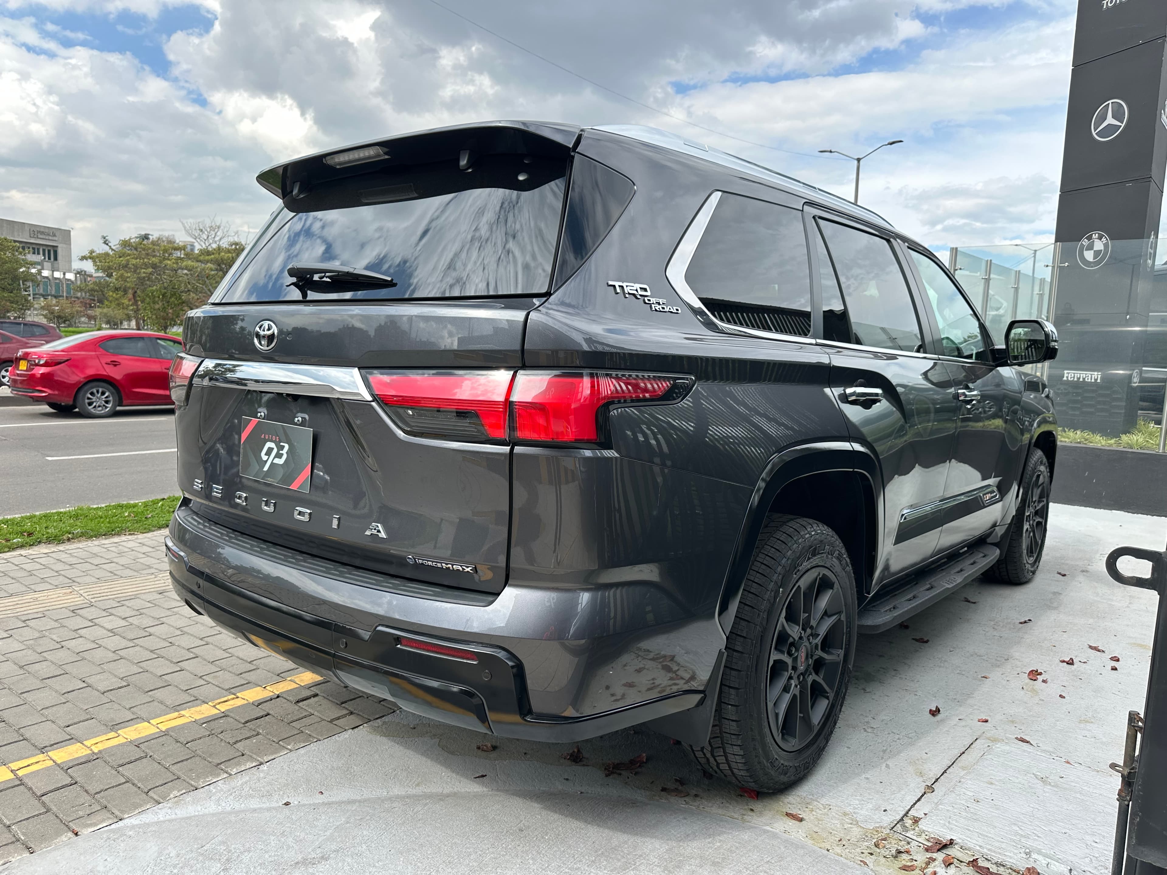 Toyota Sequoia 1794 TRD PRO Modelo 2026 4