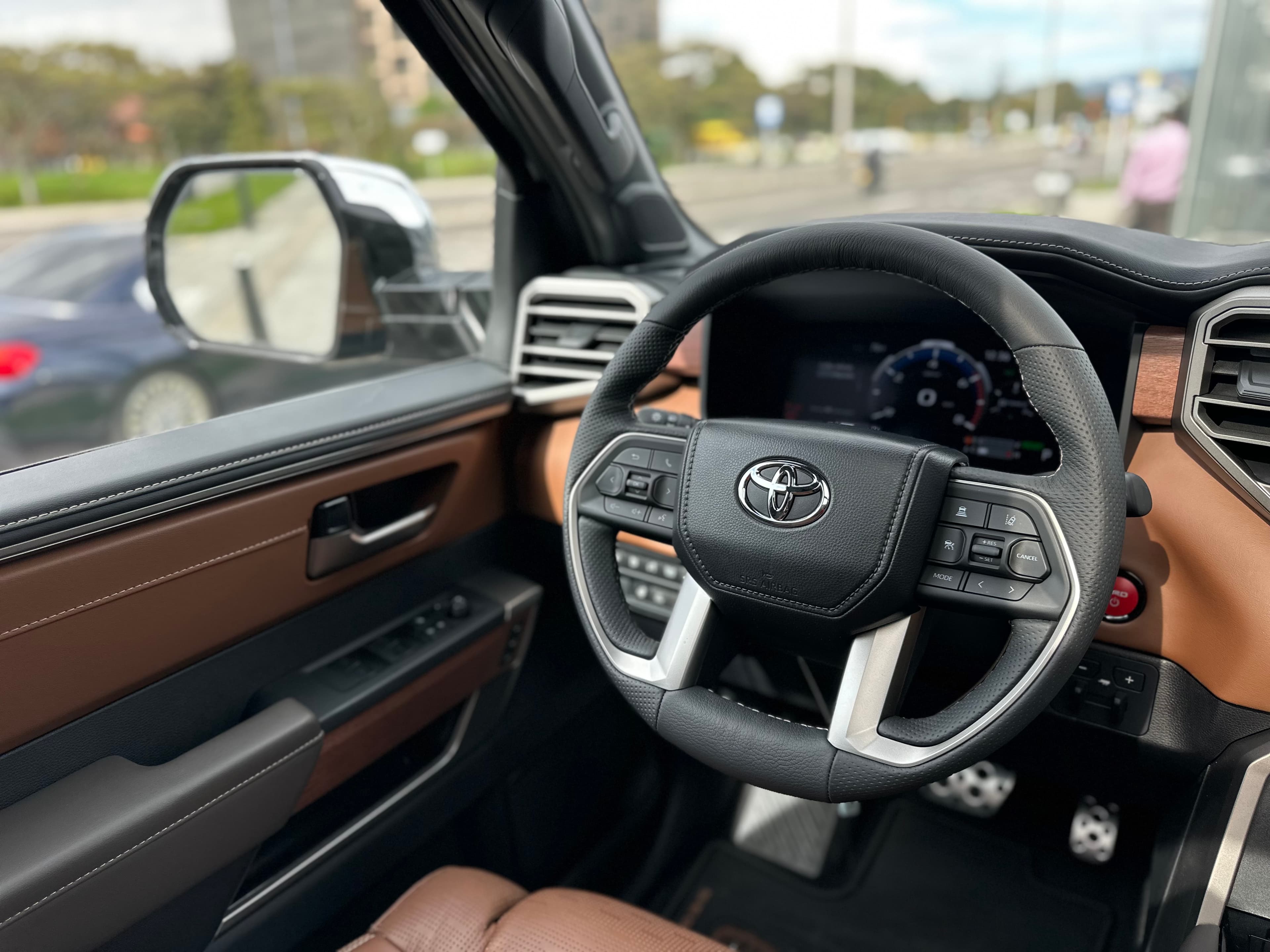 Toyota Sequoia 1794 TRD PRO Modelo 2026 14