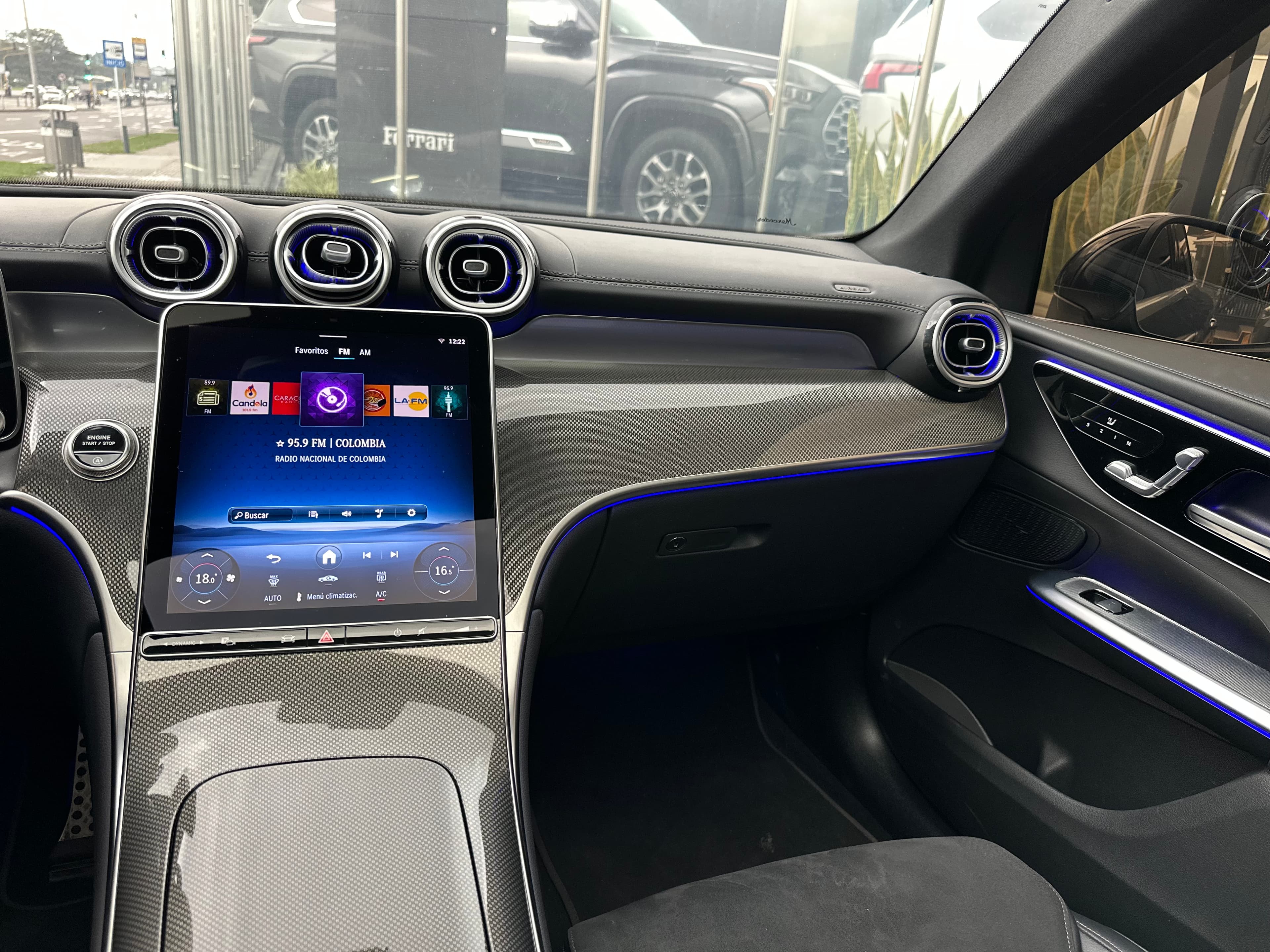 Mercedes Benz GLC300 4MATIC Modelo 2025 14