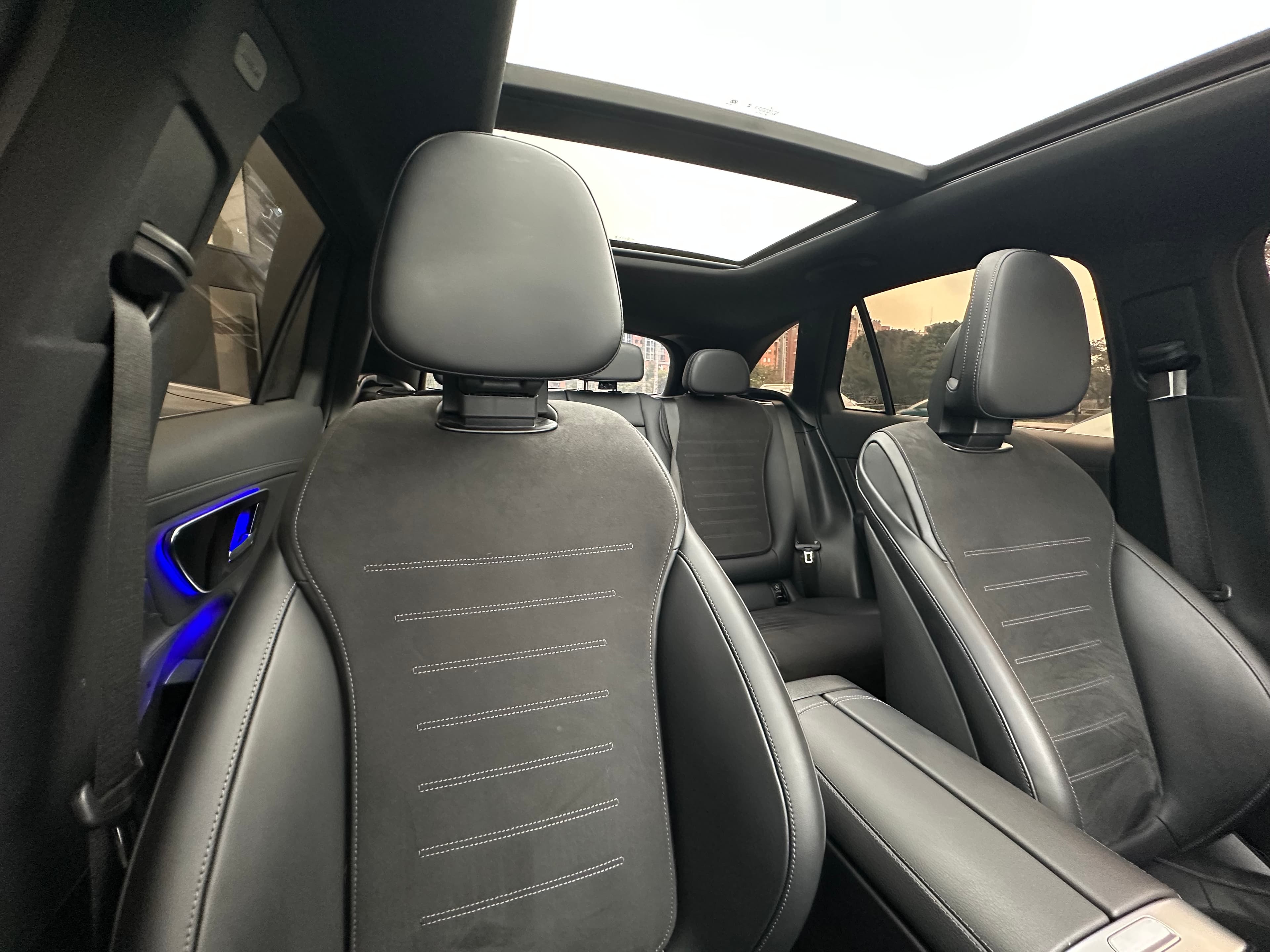 Mercedes Benz GLC300 4MATIC Modelo 2025 22