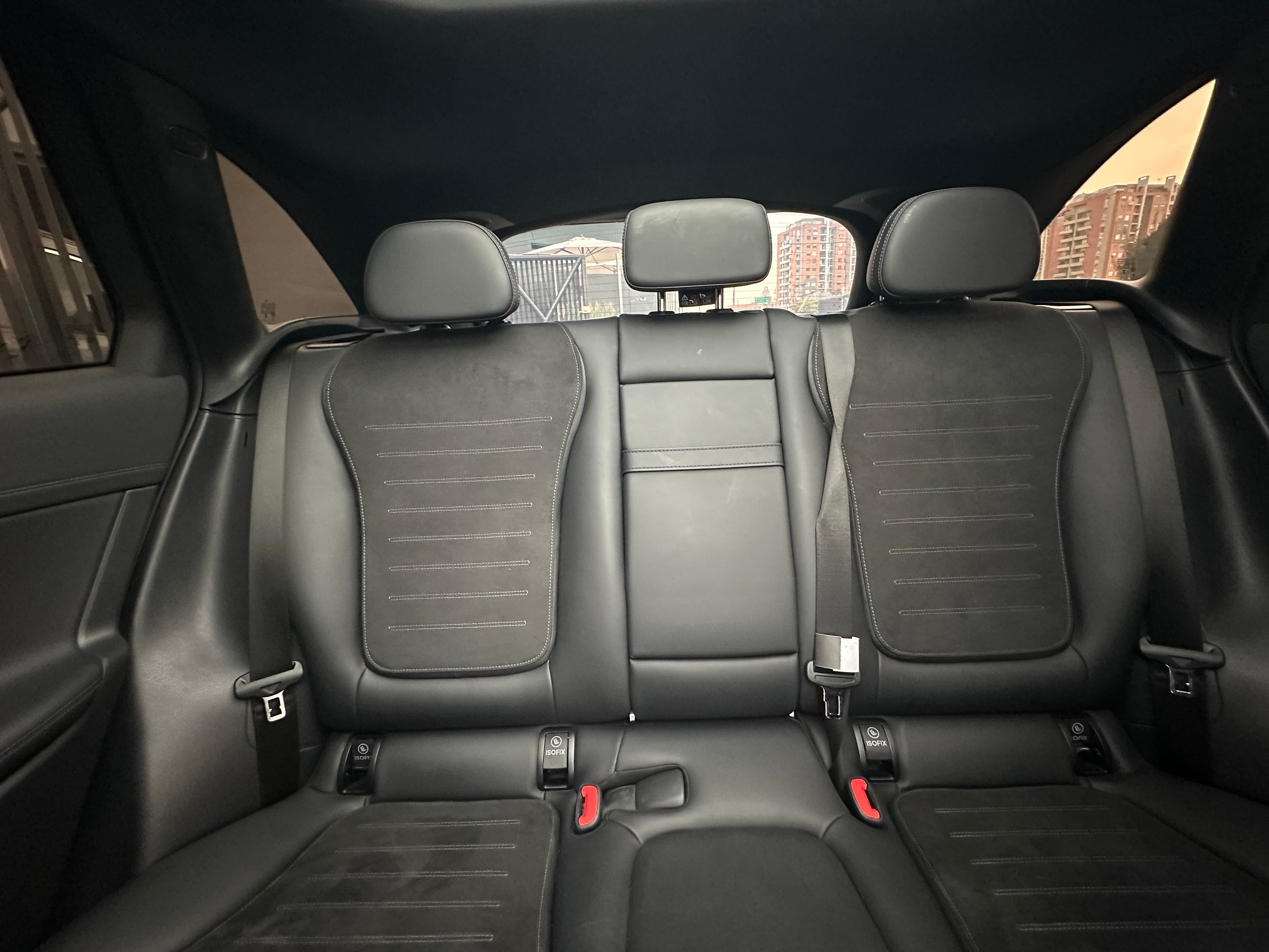 Mercedes Benz GLC300 4MATIC Modelo 2025 23