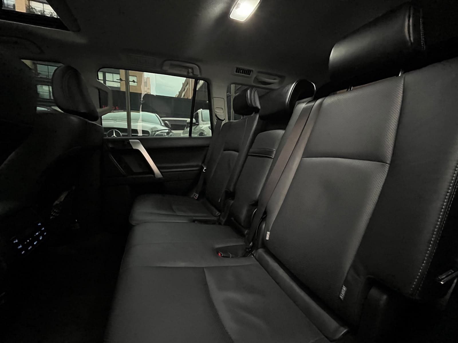 Toyota Prado TXL Modelo 2023 18