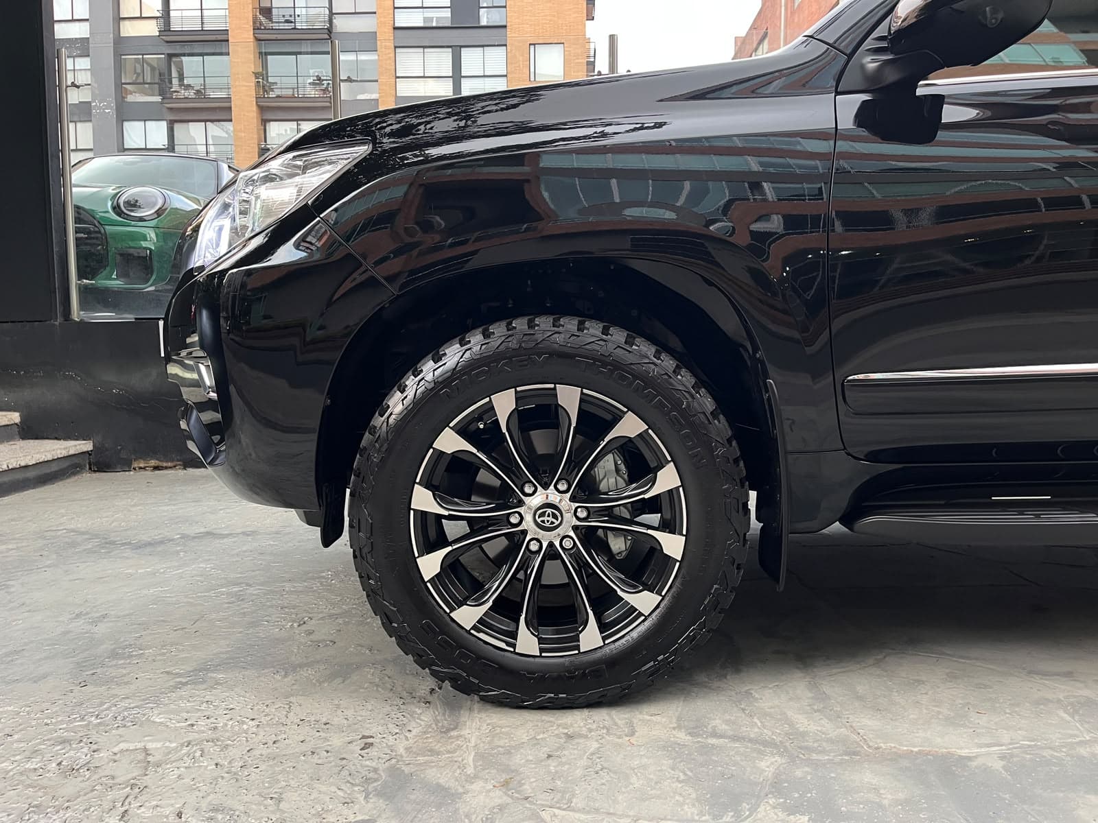 Toyota Prado TXL Modelo 2023 19