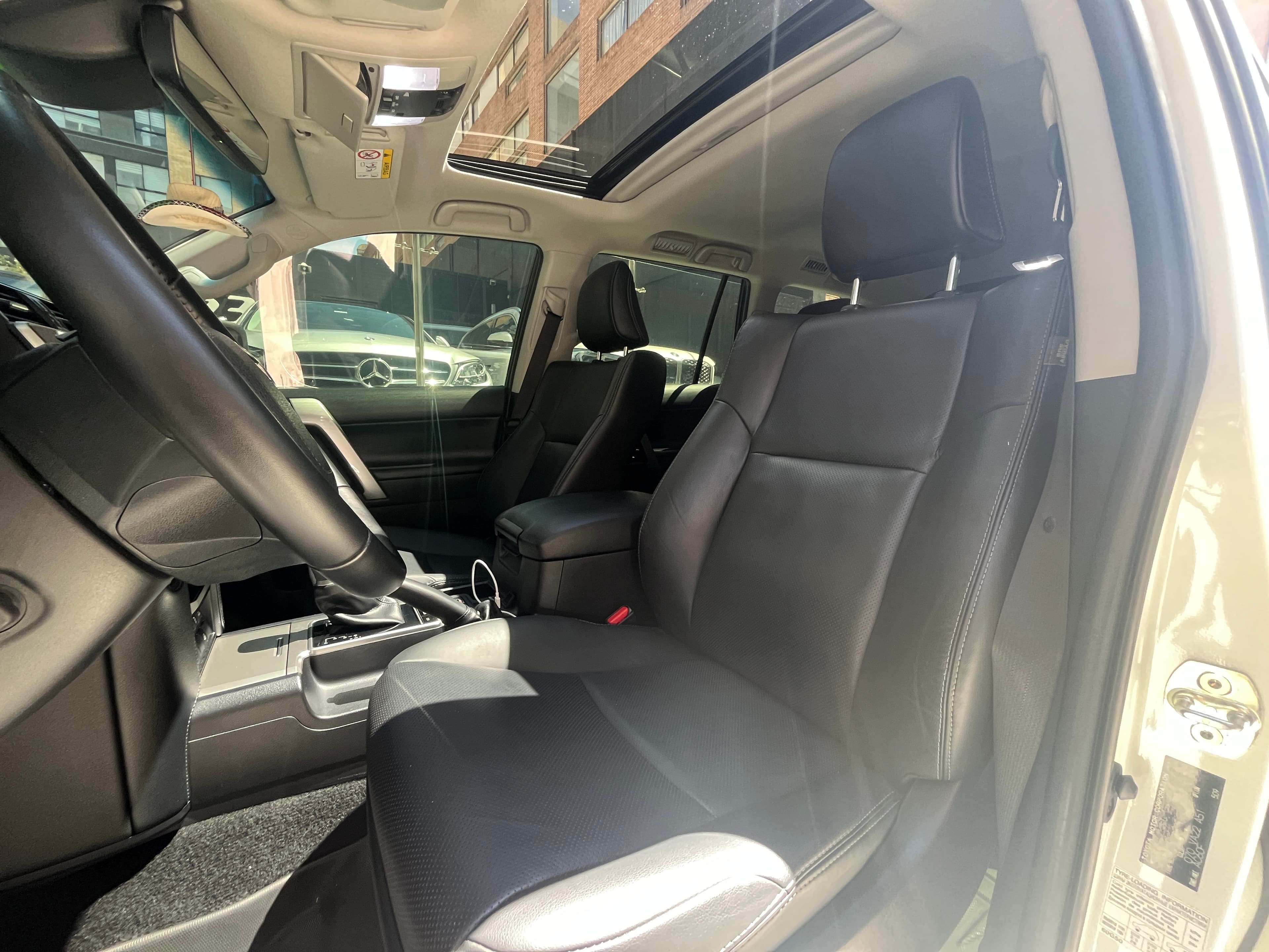 Toyota Prado VX Modelo 2023 9