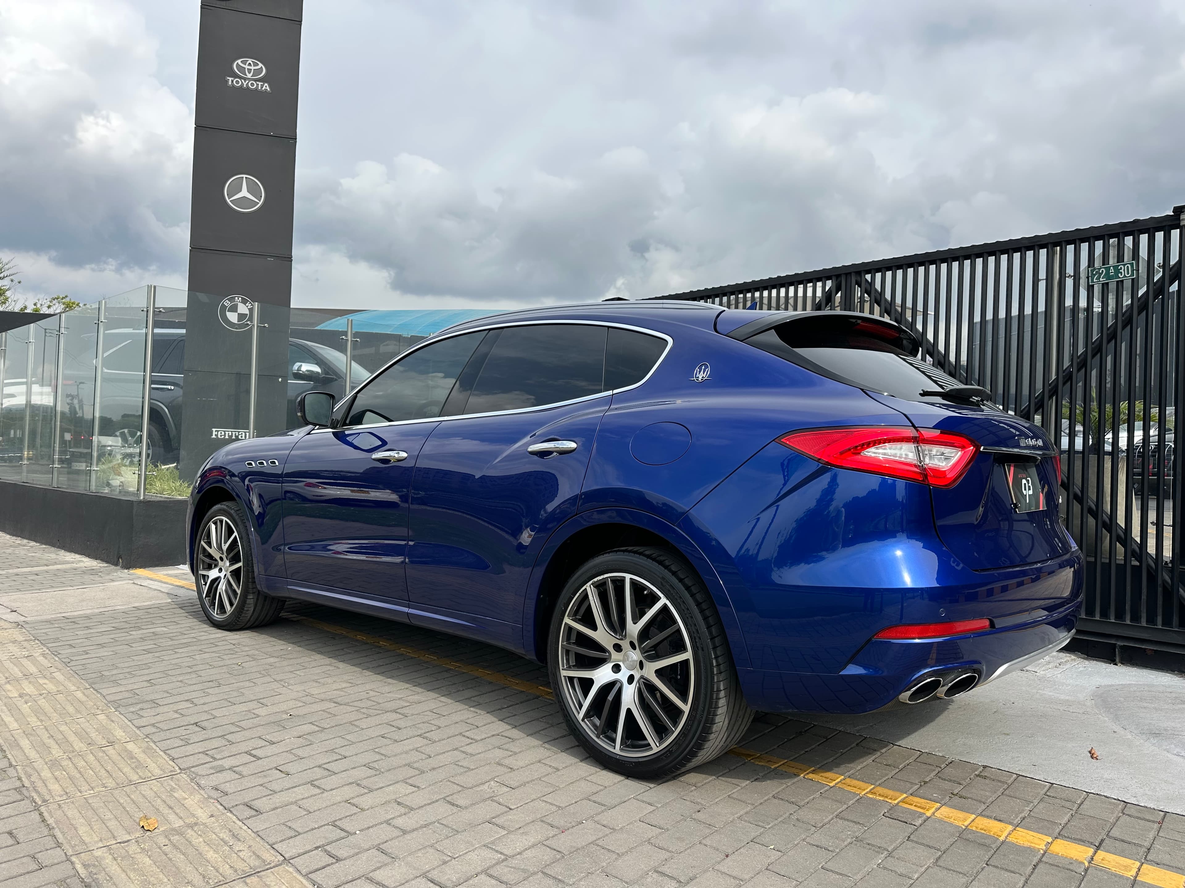 Maserati LEVANTE S Modelo 2017 6