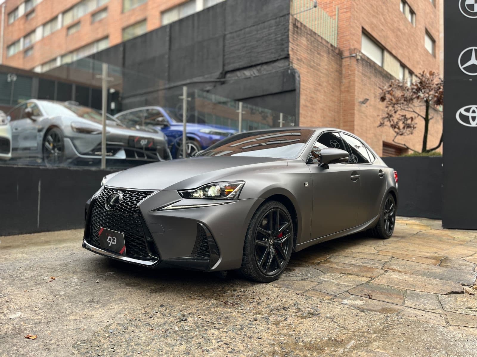 Lexus IS300