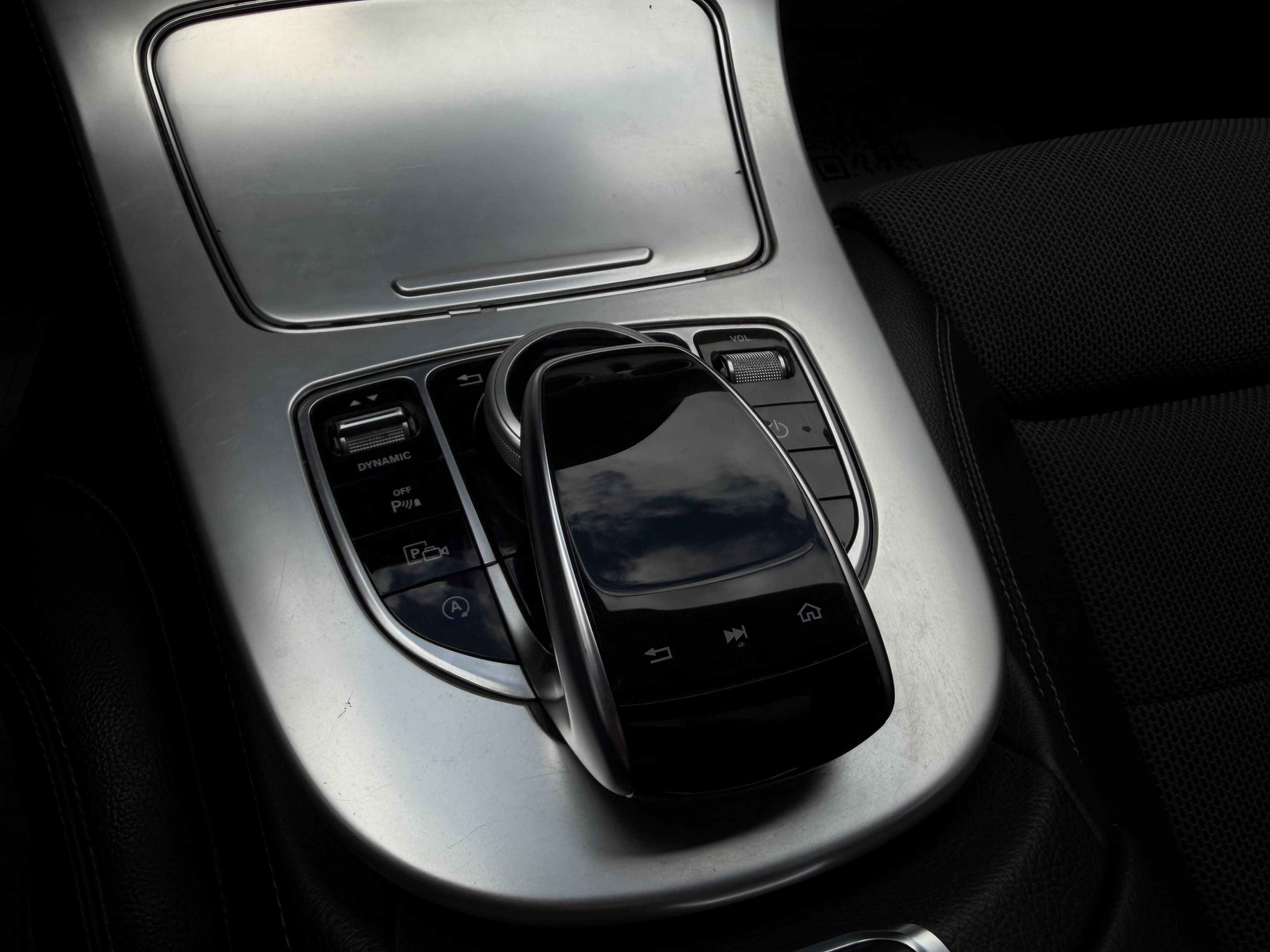 Mercedes Benz E200 . Modelo 2017 17