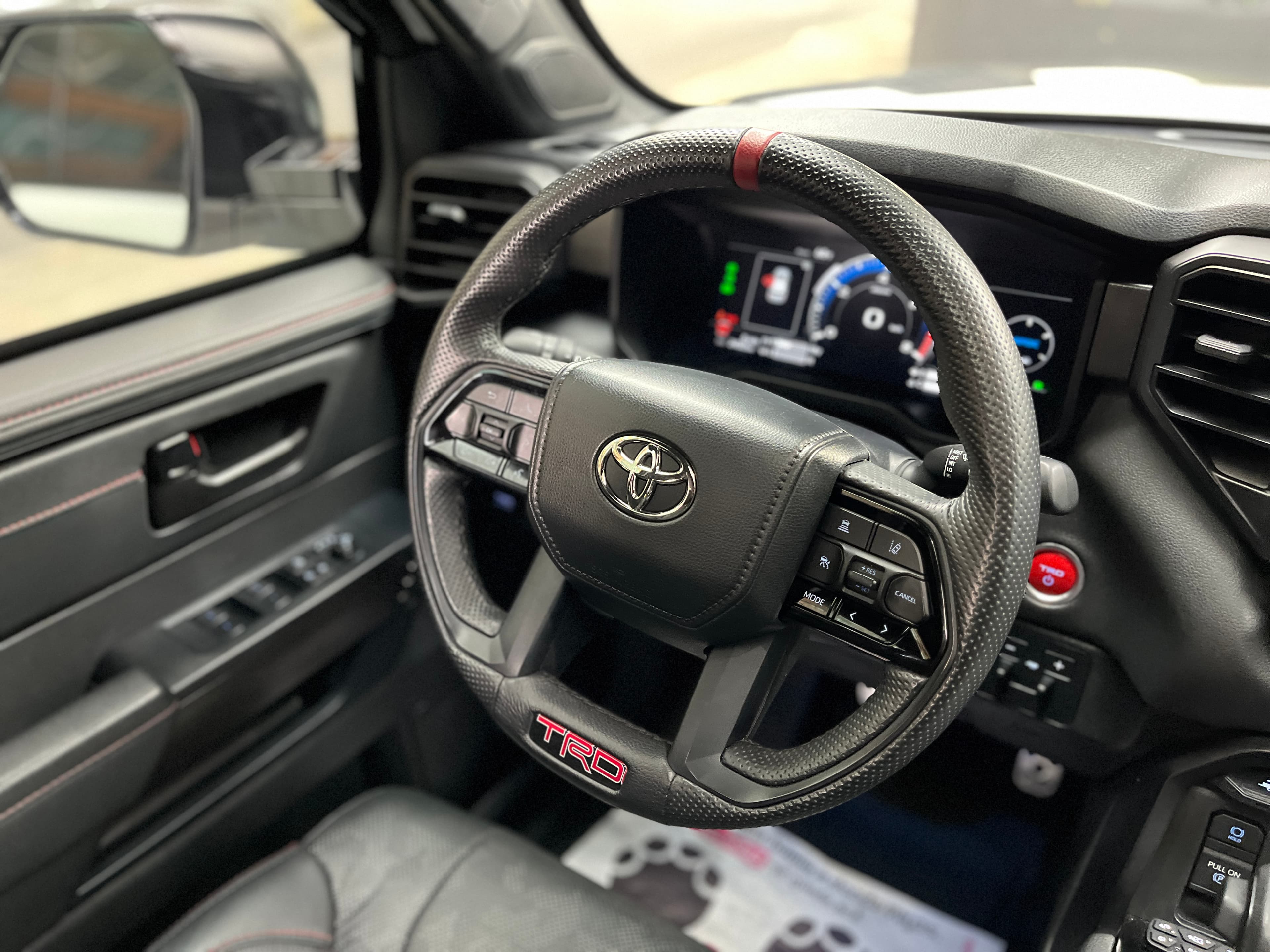 Toyota Sequoia TRD Pro Blindada Modelo 2024 16