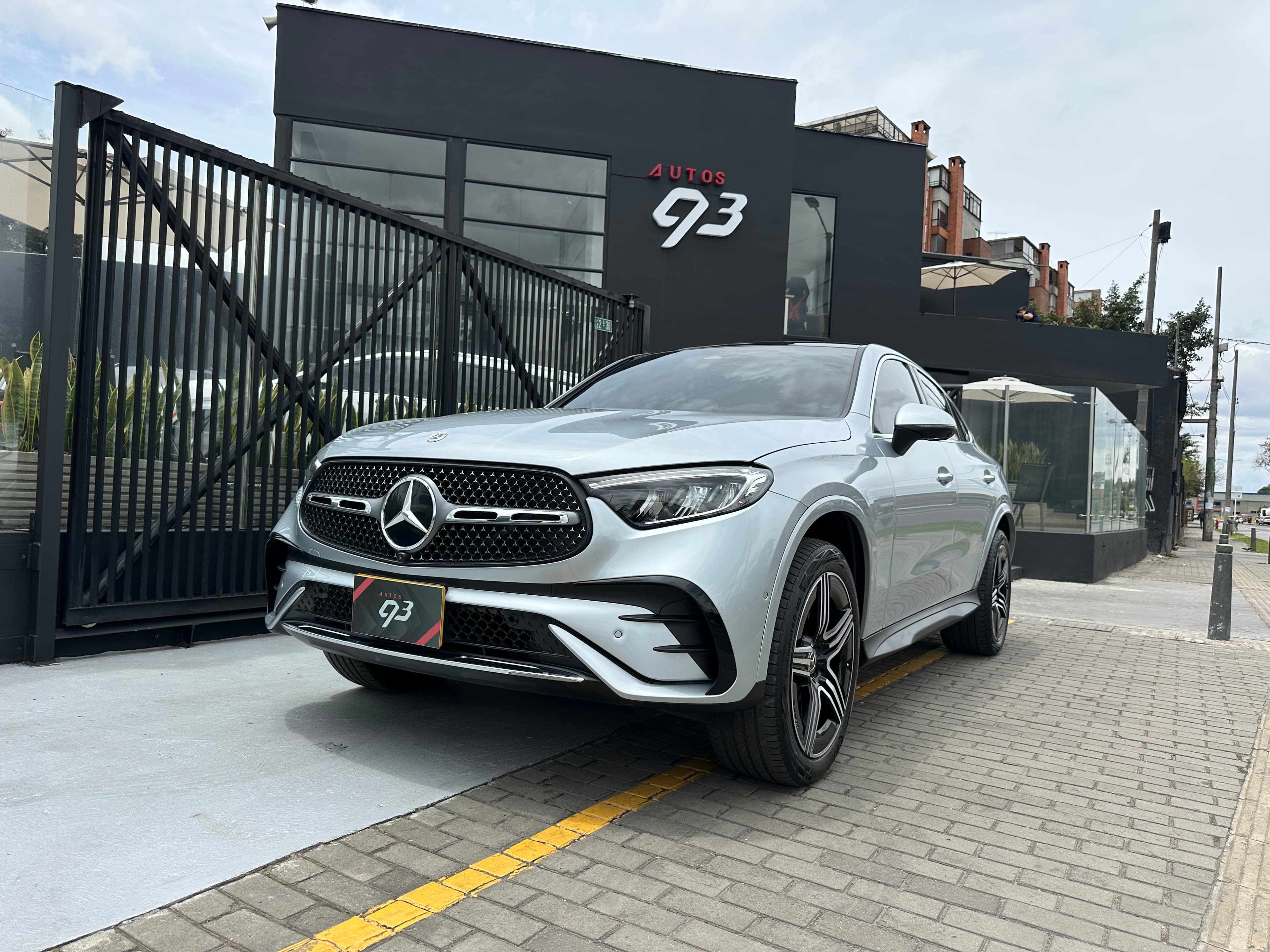 Mercedes Benz GLC300