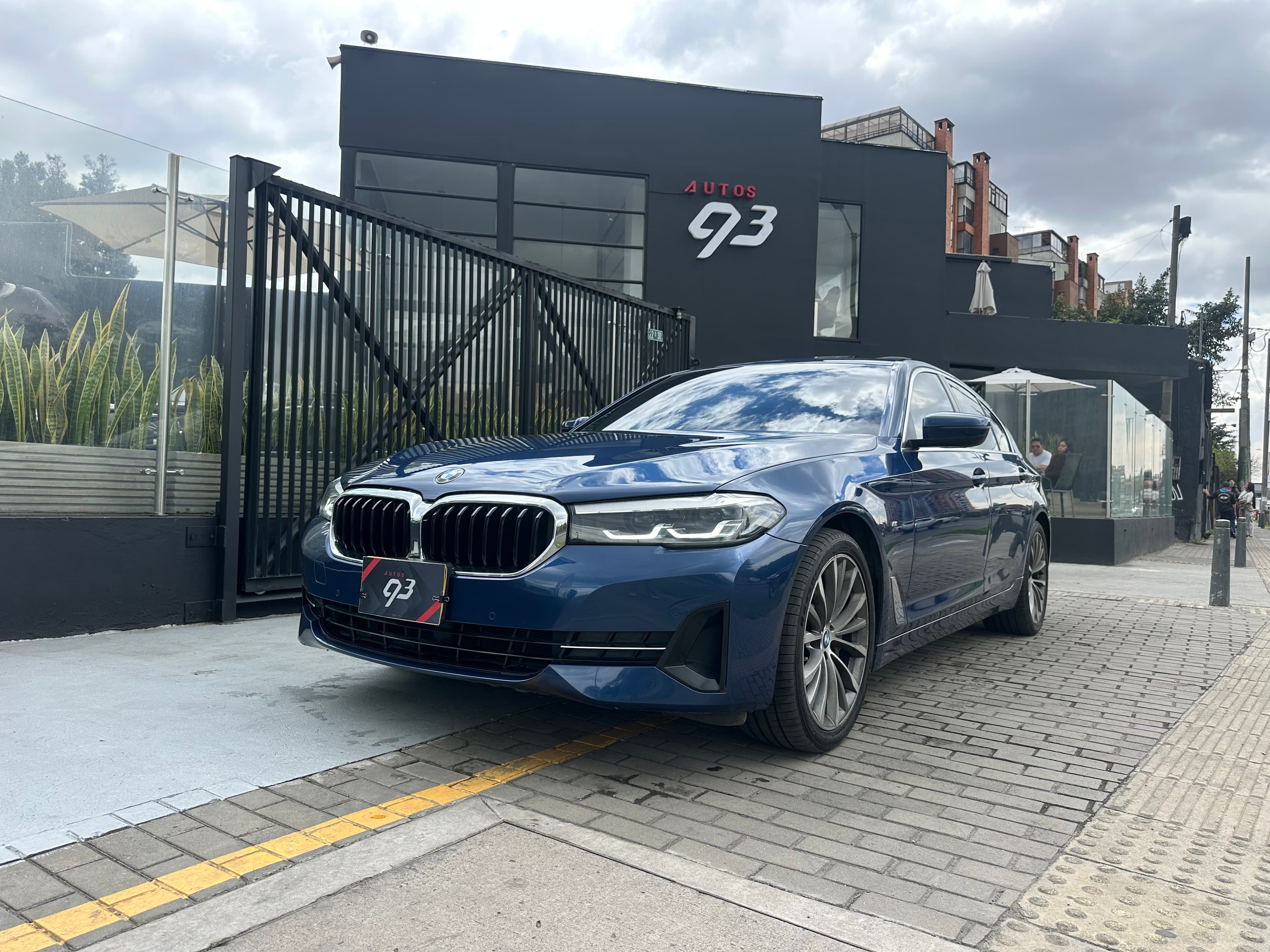 BMW 530I