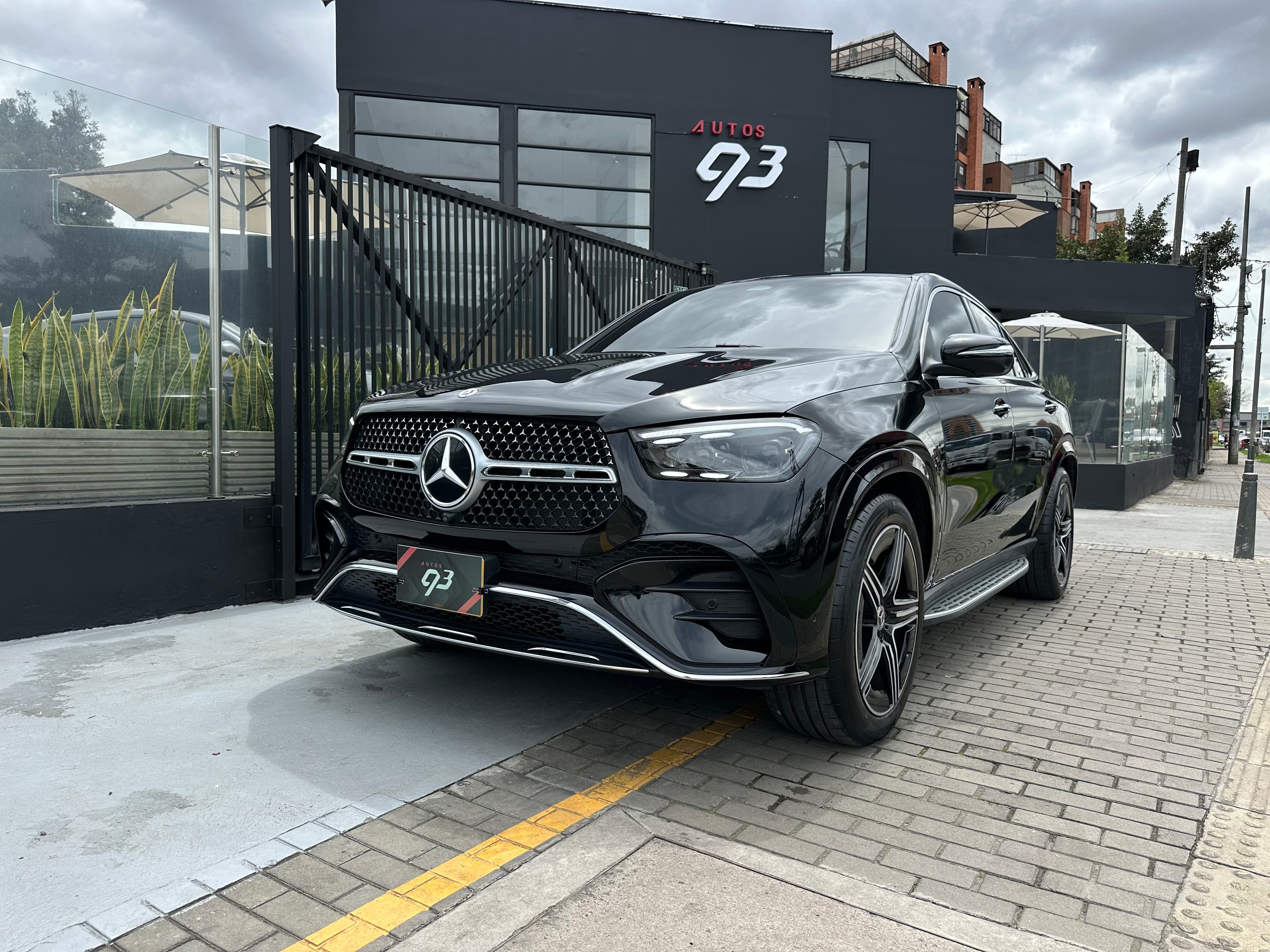 Mercedes Benz GLE450